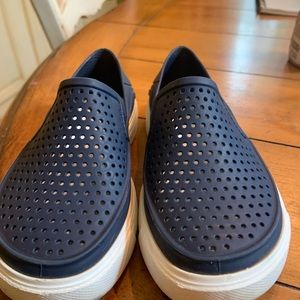 Toddler boys Hard to find Citilane Crocs